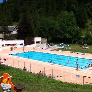 https://studio-le-petit-som.hotels-rhonealpes.com
